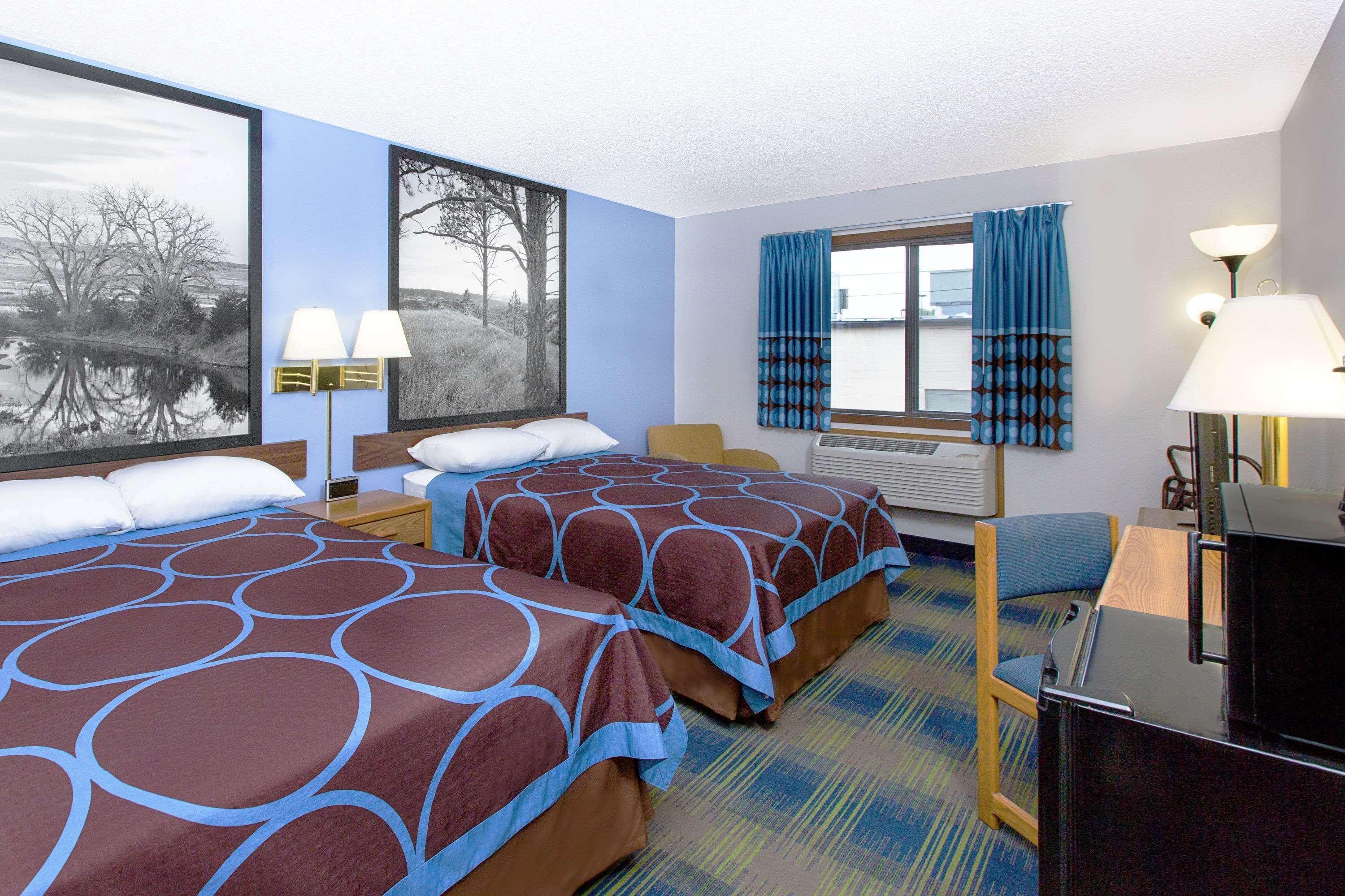 Super 8 By Wyndham Columbus Motell Exteriör bild